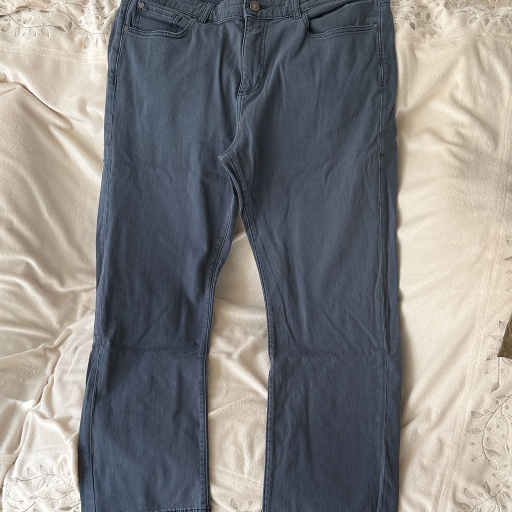 DL1961 Men's Straight Jeans in Dark Blue
